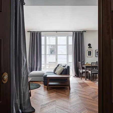 아파트 Wide And Bright Two Bedroom Apartment- Via Freguglia *