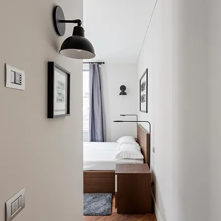 아파트 Wide And Bright Two Bedroom Apartment- Via Freguglia *