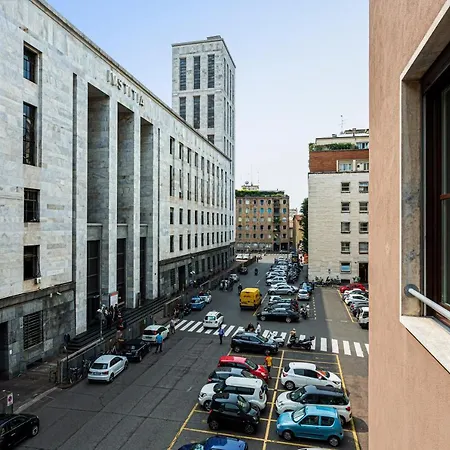 아파트 Wide And Bright Two Bedroom Apartment- Via Freguglia