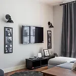 アパート Hostmate -milano - Via Freguglia - Guastalla