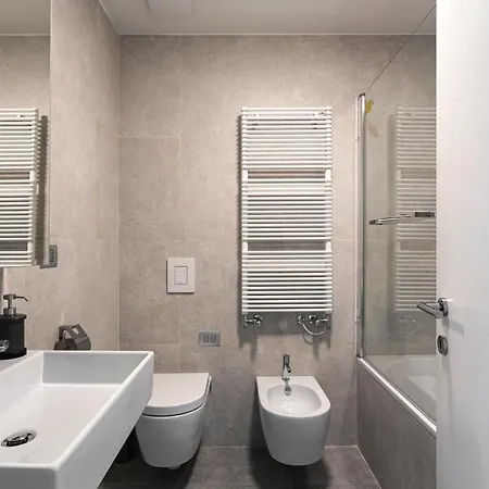 Hostmate -milano - Via Freguglia - Guastalla דירה *