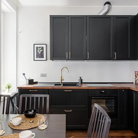 Hostmate -milano - Via Freguglia - Guastalla דירה מילאנו